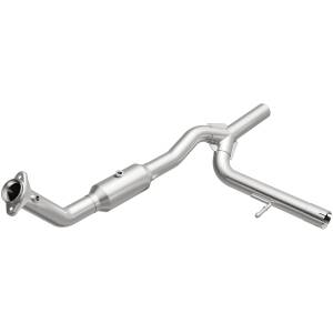 MagnaFlow Exhaust Products California Direct-Fit Catalytic Converter 5451410