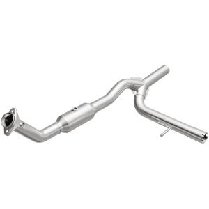 MagnaFlow Exhaust Products California Direct-Fit Catalytic Converter 4551410