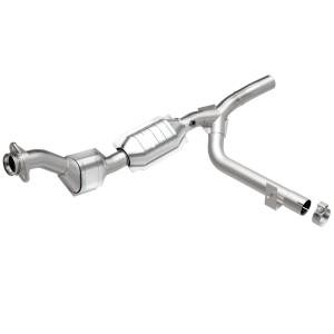 MagnaFlow Exhaust Products HM Grade Direct-Fit Catalytic Converter 23082