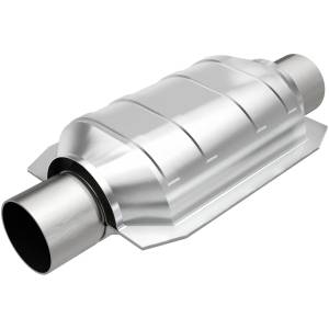 MagnaFlow Exhaust Products OEM Grade Universal Catalytic Converter - 2.25in. 51105