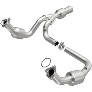MagnaFlow Exhaust Products OEM Grade Direct-Fit Catalytic Converter 52616