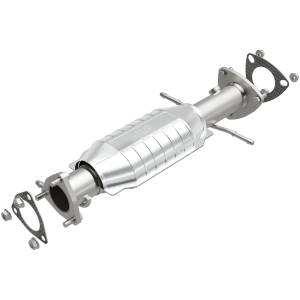 MagnaFlow Exhaust Products HM Grade Direct-Fit Catalytic Converter 23497