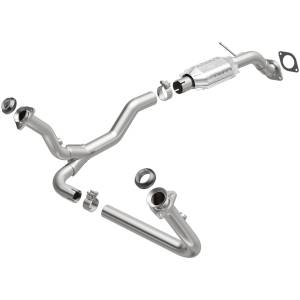 MagnaFlow Exhaust Products HM Grade Direct-Fit Catalytic Converter 93369