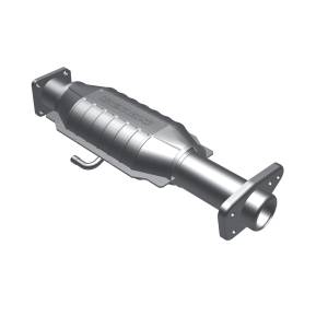 MagnaFlow Exhaust Products Standard Grade Direct-Fit Catalytic Converter 23427