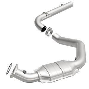 MagnaFlow Exhaust Products OEM Grade Direct-Fit Catalytic Converter 51525