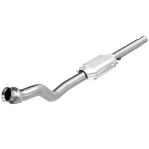 MagnaFlow Exhaust Products HM Grade Direct-Fit Catalytic Converter 23411