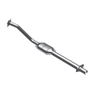 MagnaFlow Exhaust Products Standard Grade Direct-Fit Catalytic Converter 93165