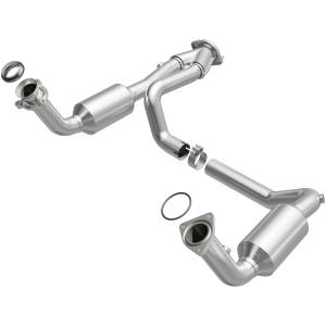 MagnaFlow Exhaust Products California Direct-Fit Catalytic Converter 5451419