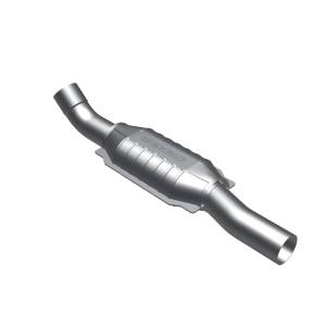 MagnaFlow Exhaust Products Standard Grade Direct-Fit Catalytic Converter 23289