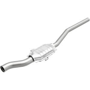 MagnaFlow Exhaust Products California Direct-Fit Catalytic Converter 3391244