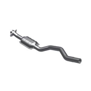 MagnaFlow Exhaust Products Standard Grade Direct-Fit Catalytic Converter 23252