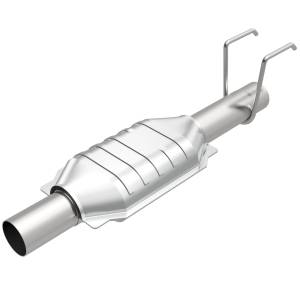 MagnaFlow Exhaust Products Standard Grade Direct-Fit Catalytic Converter 23292