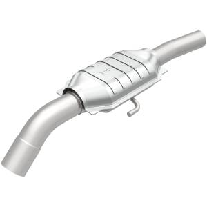 MagnaFlow Exhaust Products California Direct-Fit Catalytic Converter 3391290