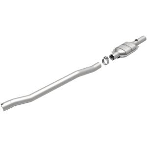 MagnaFlow Exhaust Products California Direct-Fit Catalytic Converter 4451617