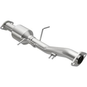 MagnaFlow Exhaust Products California Direct-Fit Catalytic Converter 4451611