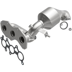MagnaFlow Exhaust Products California Manifold Catalytic Converter 5582822