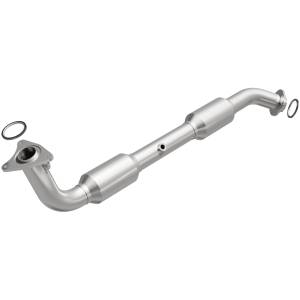 MagnaFlow Exhaust Products California Direct-Fit Catalytic Converter 5582633