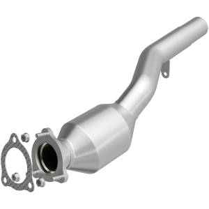 MagnaFlow Exhaust Products OEM Grade Direct-Fit Catalytic Converter 21-597