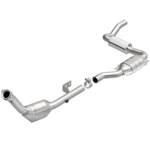 MagnaFlow Exhaust Products HM Grade Direct-Fit Catalytic Converter 23209