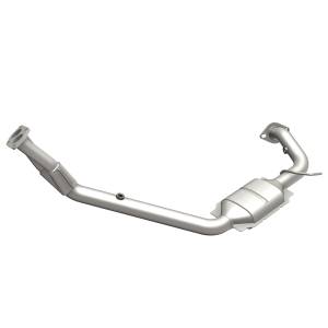 MagnaFlow Exhaust Products HM Grade Direct-Fit Catalytic Converter 23636