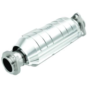 MagnaFlow Exhaust Products HM Grade Direct-Fit Catalytic Converter 23876