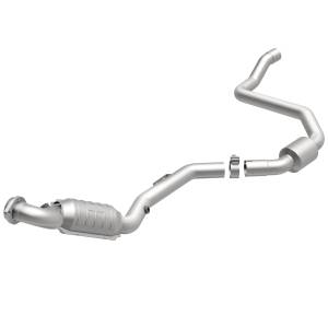 MagnaFlow Exhaust Products HM Grade Direct-Fit Catalytic Converter 24570