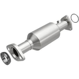 MagnaFlow Exhaust Products - MagnaFlow Exhaust Products California Direct-Fit Catalytic Converter 3391401