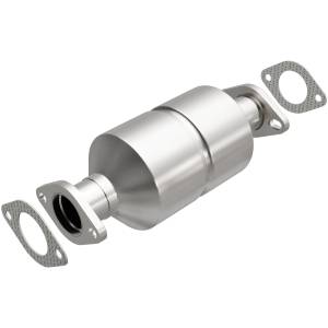 MagnaFlow Exhaust Products California Direct-Fit Catalytic Converter 3391757