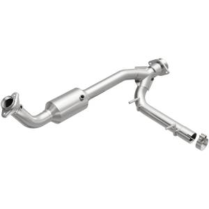 MagnaFlow Exhaust Products California Direct-Fit Catalytic Converter 4451165