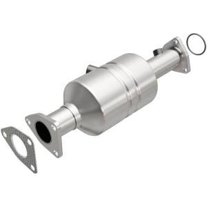 MagnaFlow Exhaust Products California Direct-Fit Catalytic Converter 4451402