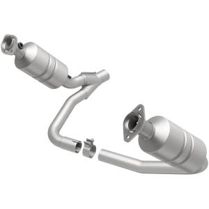 MagnaFlow Exhaust Products California Direct-Fit Catalytic Converter 4451627
