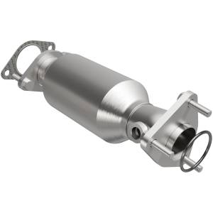 MagnaFlow Exhaust Products California Direct-Fit Catalytic Converter 5582668