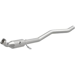MagnaFlow Exhaust Products OEM Grade Direct-Fit Catalytic Converter 52173