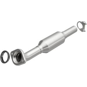 MagnaFlow Exhaust Products OEM Grade Direct-Fit Catalytic Converter 51449