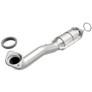MagnaFlow Exhaust Products OEM Grade Direct-Fit Catalytic Converter 51783