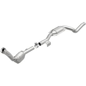 MagnaFlow Exhaust Products OEM Grade Direct-Fit Catalytic Converter 52115