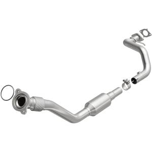 MagnaFlow Exhaust Products OEM Grade Direct-Fit Catalytic Converter 52039