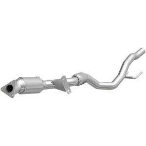 MagnaFlow Exhaust Products OEM Grade Direct-Fit Catalytic Converter 52410