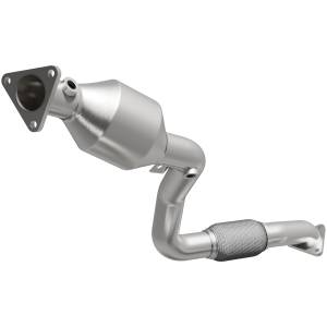 MagnaFlow Exhaust Products California Direct-Fit Catalytic Converter 5582586