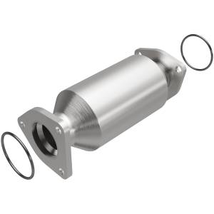 MagnaFlow Exhaust Products California Direct-Fit Catalytic Converter 5592683